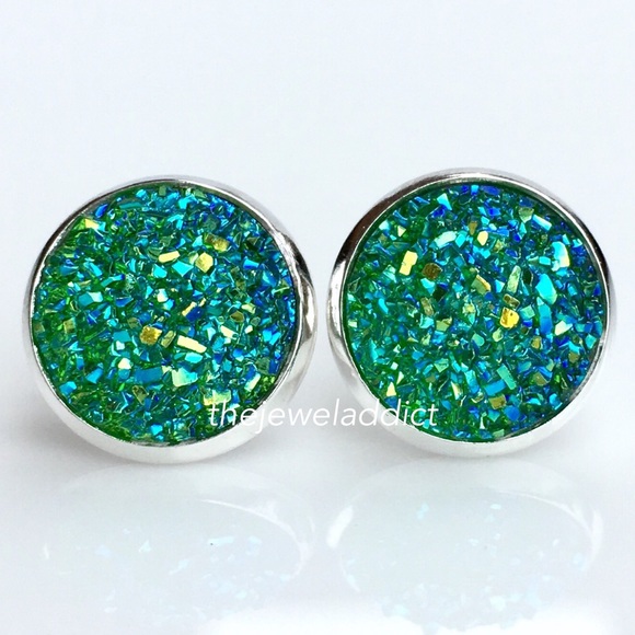 3 for 15🎀 flat green faux druzy sparkle studs - Picture 3 of 6